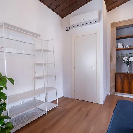 Attic Romance With Balcony *
